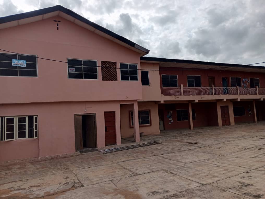 Royalty Hall Schools campus